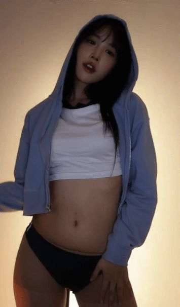 22b020881197211802d794079d4ec5a6_1744900155_4571.gif