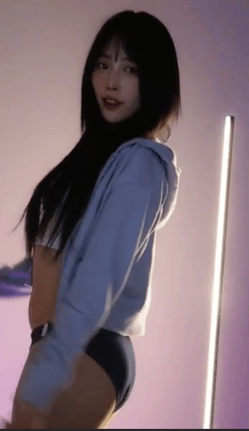 22b020881197211802d794079d4ec5a6_1744900474_4146.gif