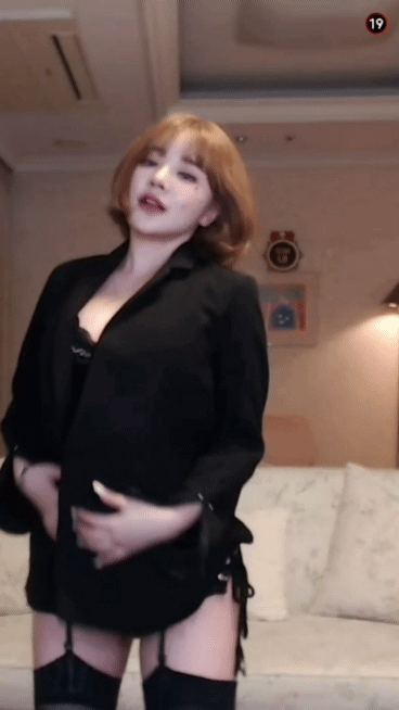 603d1a9d97af6157fa1d3aef22d23b4c_1744829098_409.gif