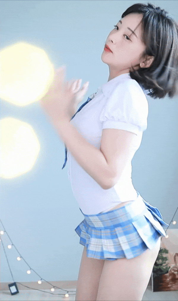 63db8f37ac1197db6f7a7774647e67c7_1745076472_8048.gif