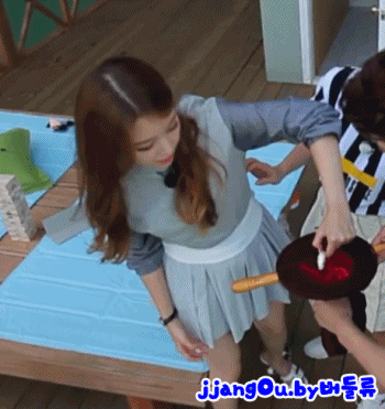 a9eeb2376ff61fd93e467b1d5bbe8242_1745076252_6078.gif