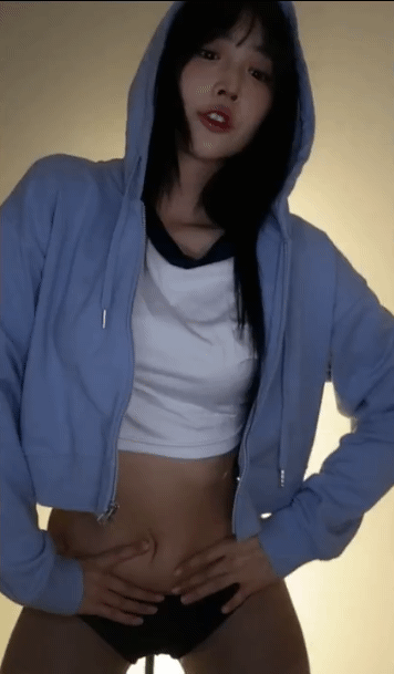 d83cb0585a62012a4768e6e992ae2a94_1744900102_4734.gif